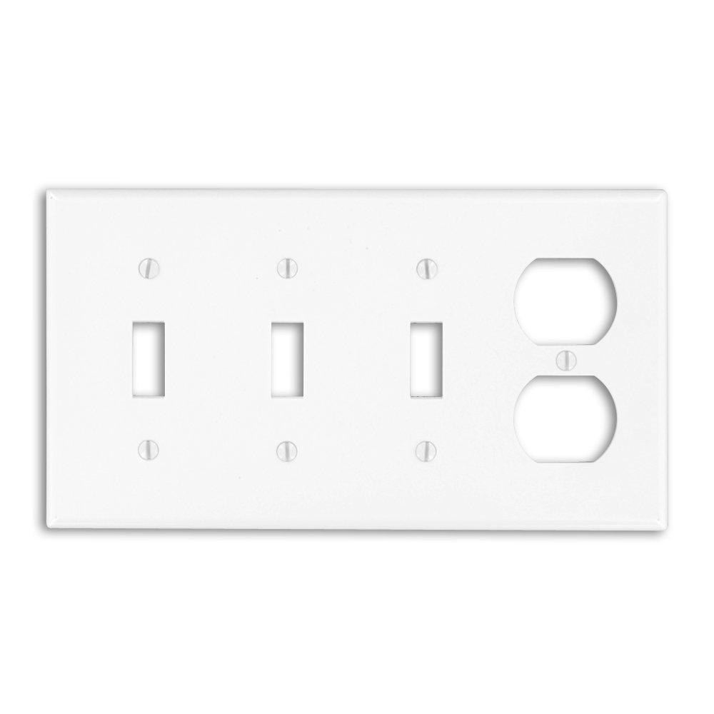 LEVITON White 4-Gang 3-Toggle Duplex Combined Wall Plate 
