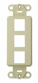 3-Port Wall Plate in Ivory