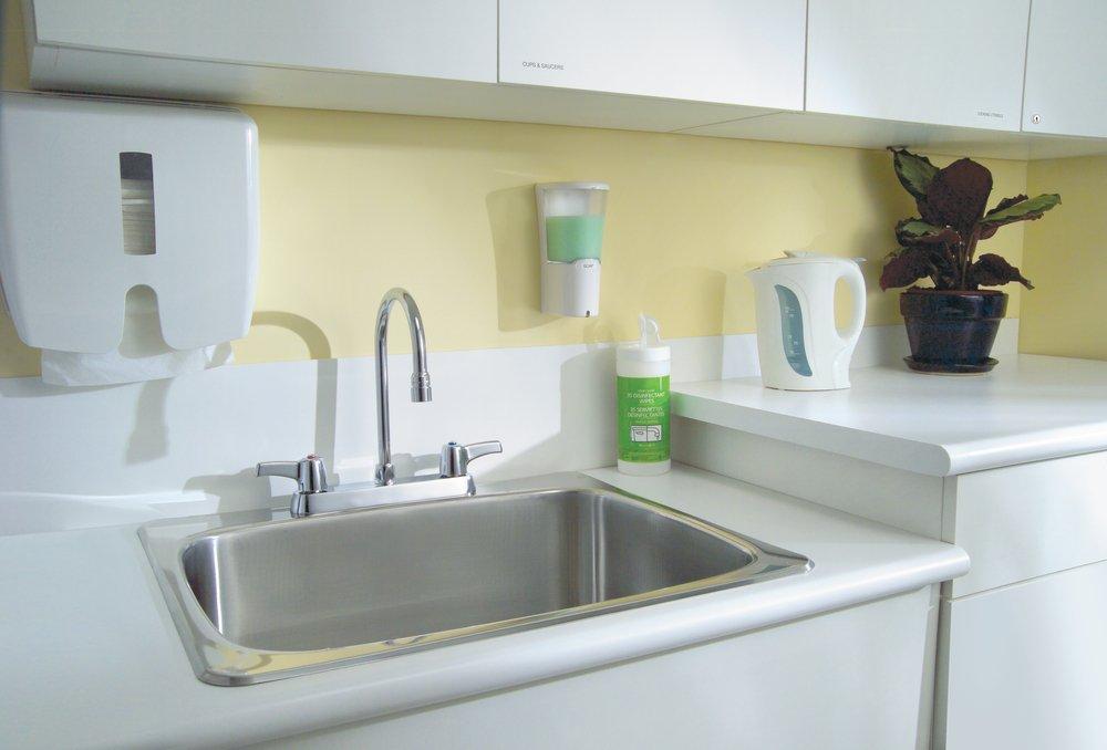 Delta Faucet Chrome Two Handle Kitchen Faucet 