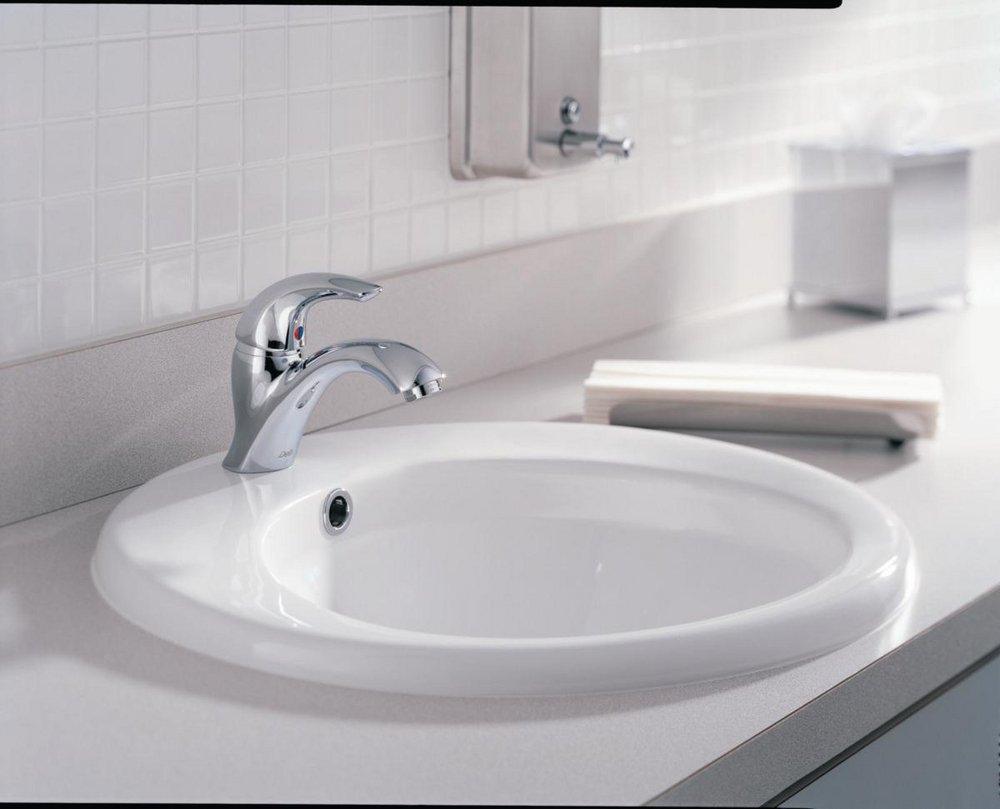 Delta Faucet Chrome Single Handle Lever Deck Mount Service Faucet 