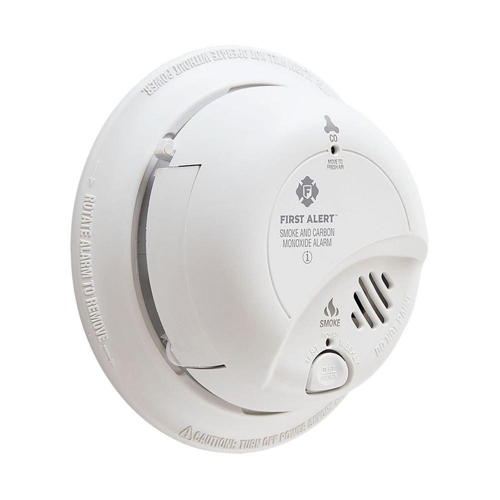 First Alert White 120V Ac Smoke/Carbon Monoxide Alarm 