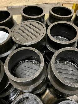 4 in. Cast Iron Regular Inside Caulk Vent Box