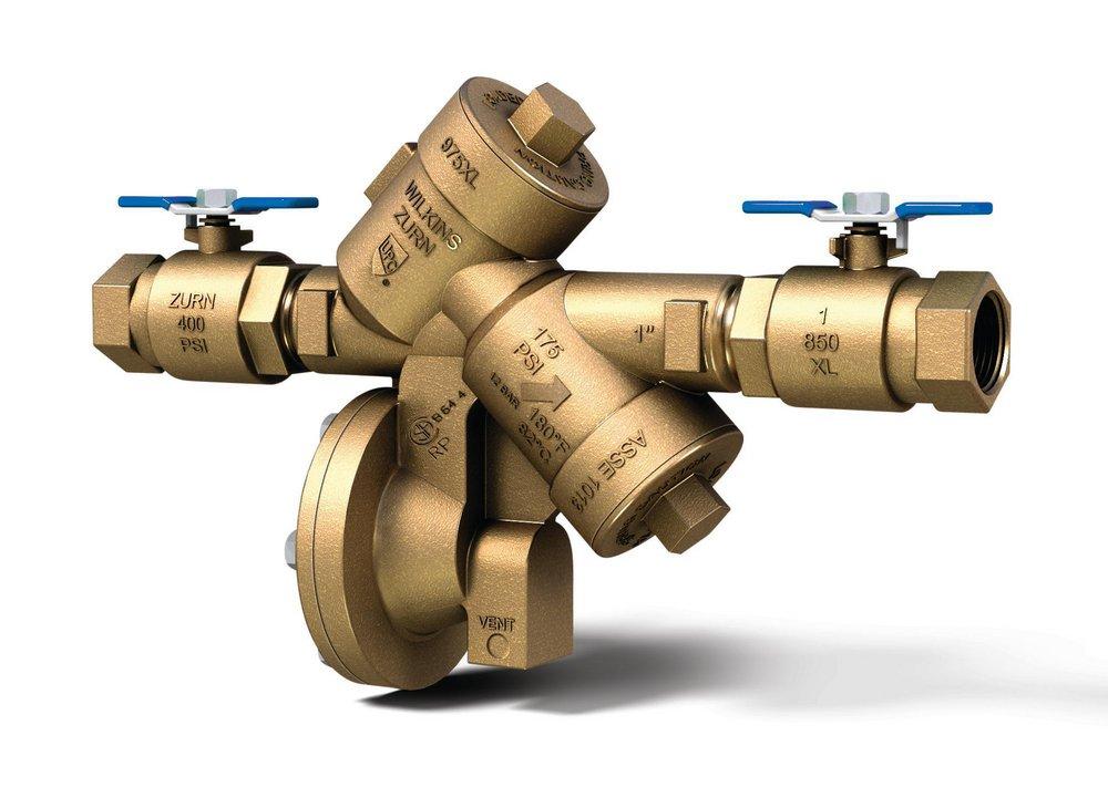 Zurn Wilkins Cast Bronze 300L Cast Bronze and Stainless Steel FNPT 175 psi Backflow Preventer 
