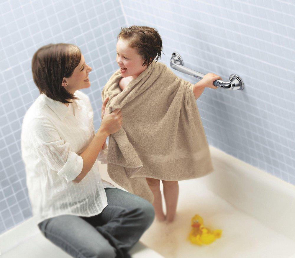 Moen Polished Chrome 24 in. Grab Bar 