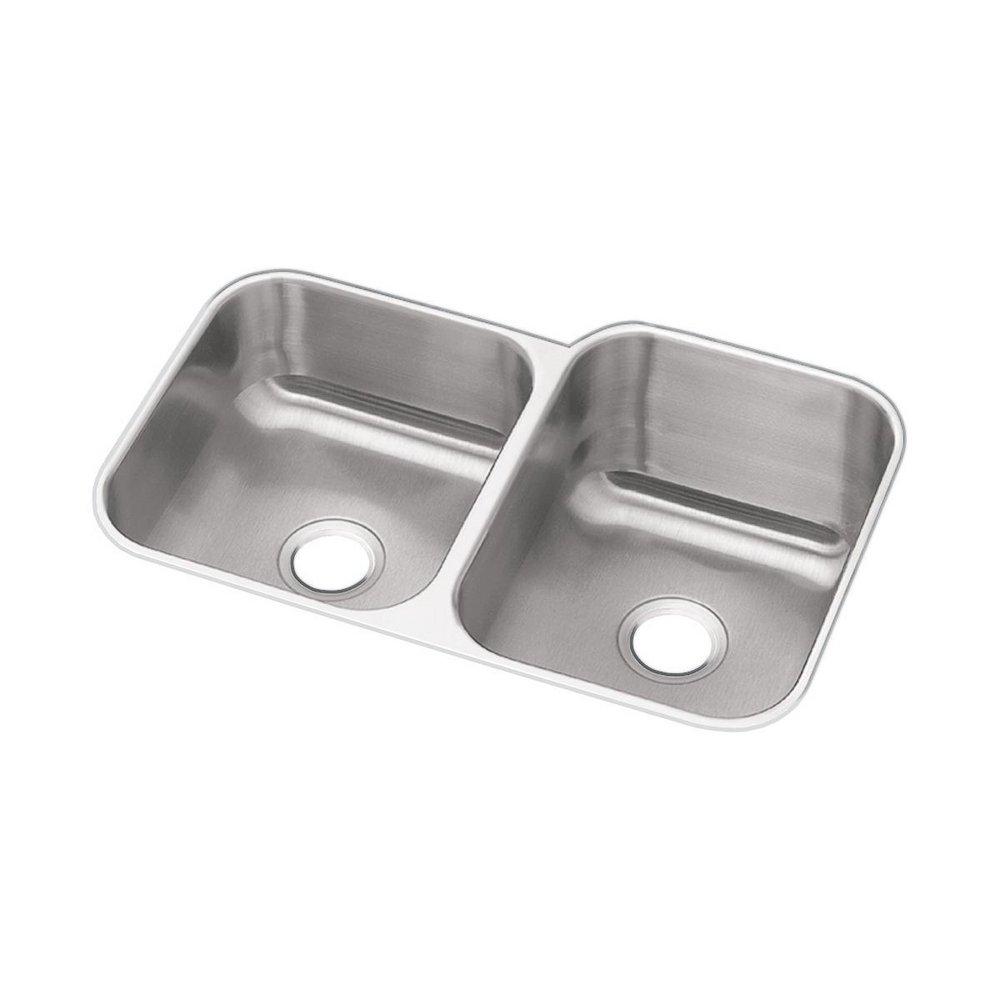 Dayton Radiant Satin 31-3/4 x 20-1/2 in. No Hole Stainless Steel Double Bowl Undermount Kitchen Sink 