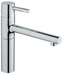 Pull-Out Kitchen Faucet with Single Lever Handle in Starlight Polished Chrome