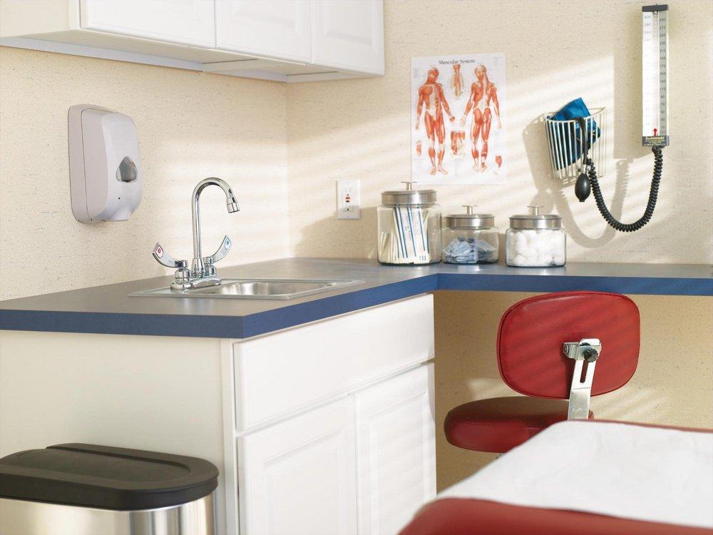 Moen Chrome Two Wristblade Handle Bar Faucet 