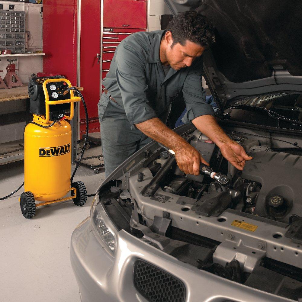 DEWALT 1.6 hp Workshop Compressor 