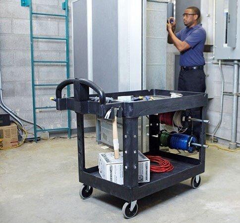 Rubbermaid Black 500 lb. Structural Foam Utility Cart in 