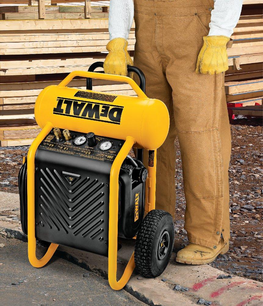 DEWALT Oil Free Compressor 
