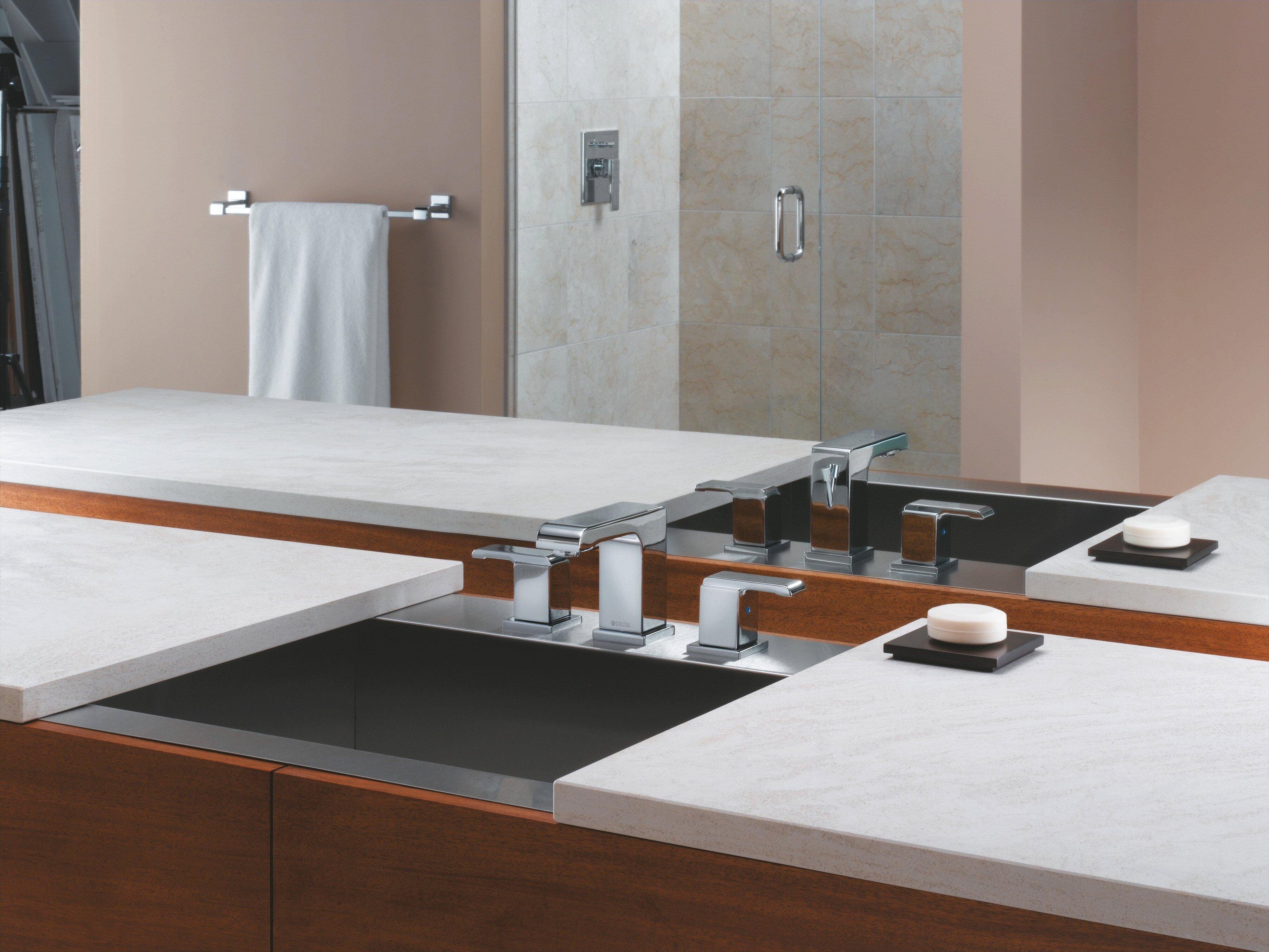 Delta Faucet Chrome 24 in. Towel Bar 