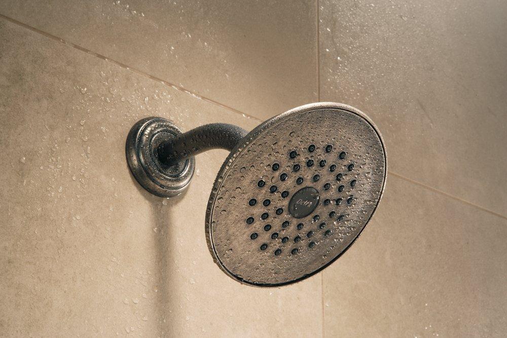 Delta Faucet Polished Brass 1/2 x 7 in. NPT Brass Shower Arm 