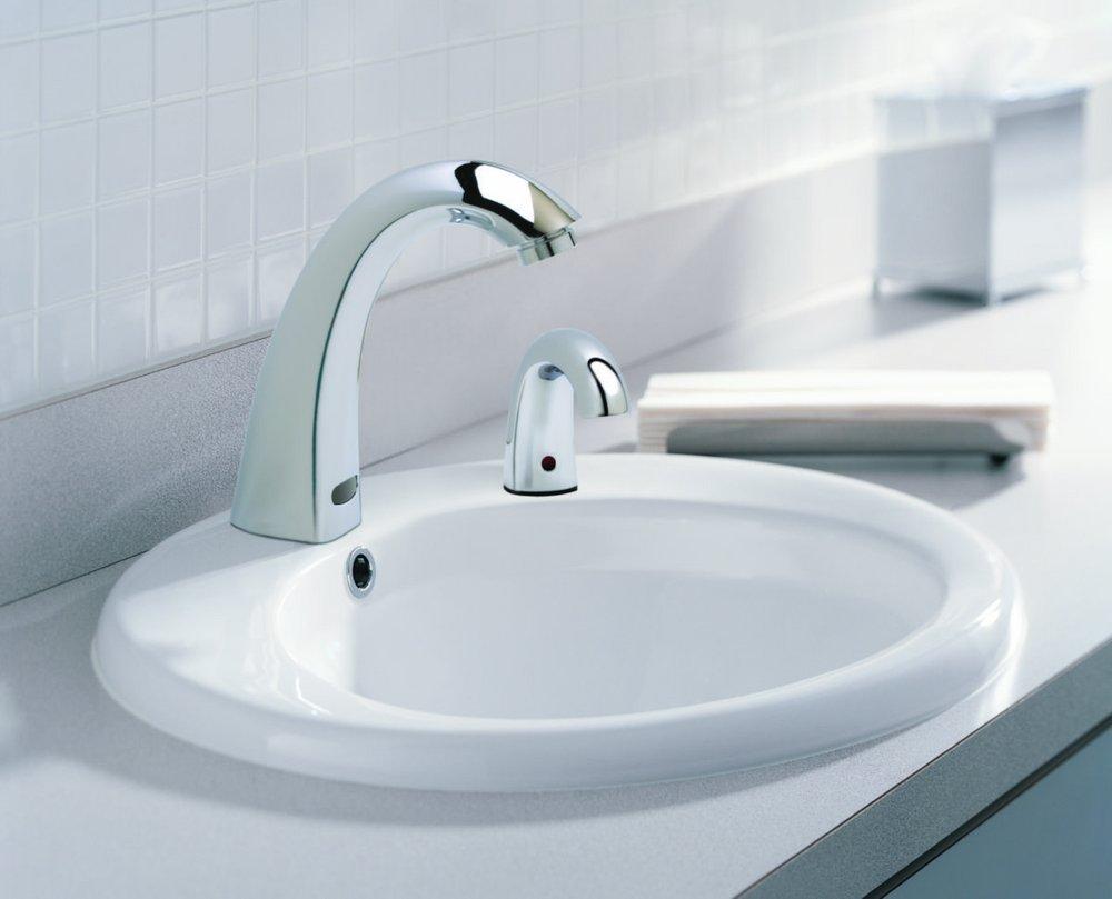 Delta Faucet Chrome 800mL Deck Mount Brass Soap & Lotion Dispenser 