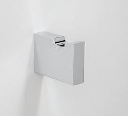 1 Robe Hook in Polished Chrome