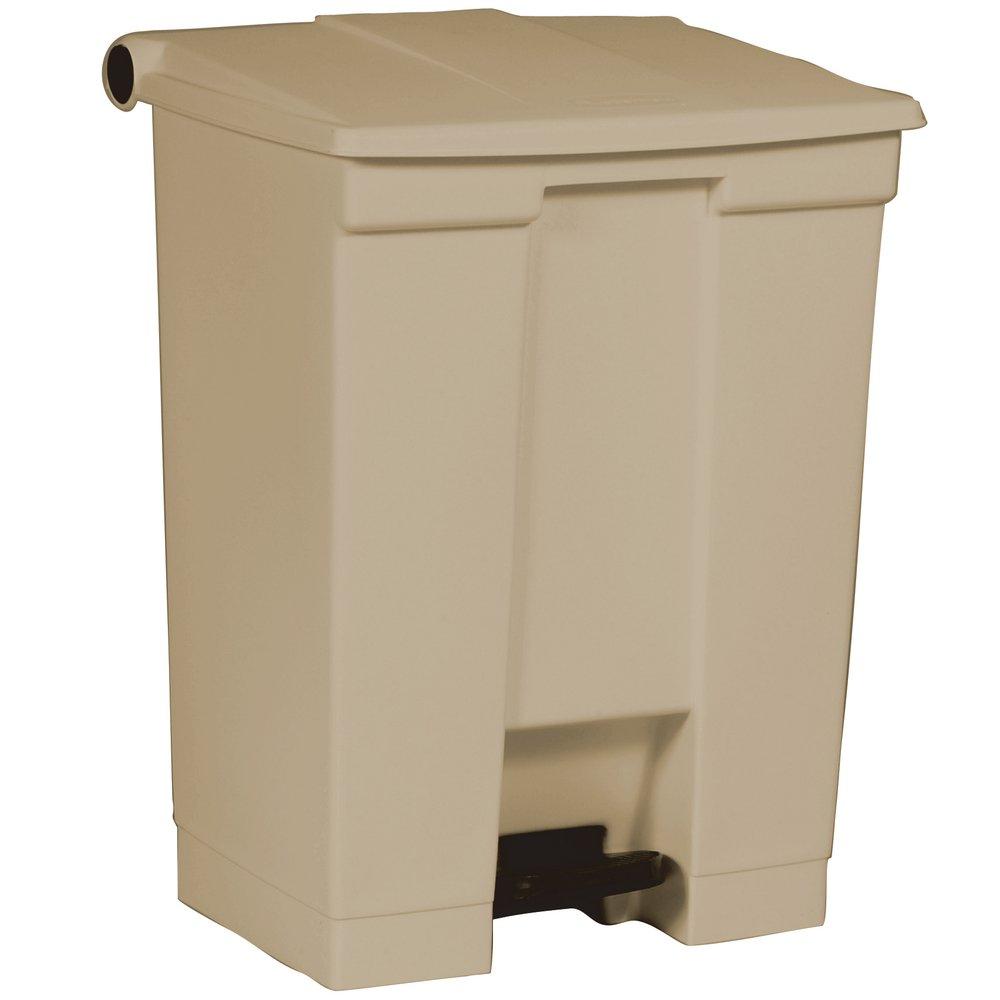 Rubbermaid Beige 18 gal Step-On Trash Container 