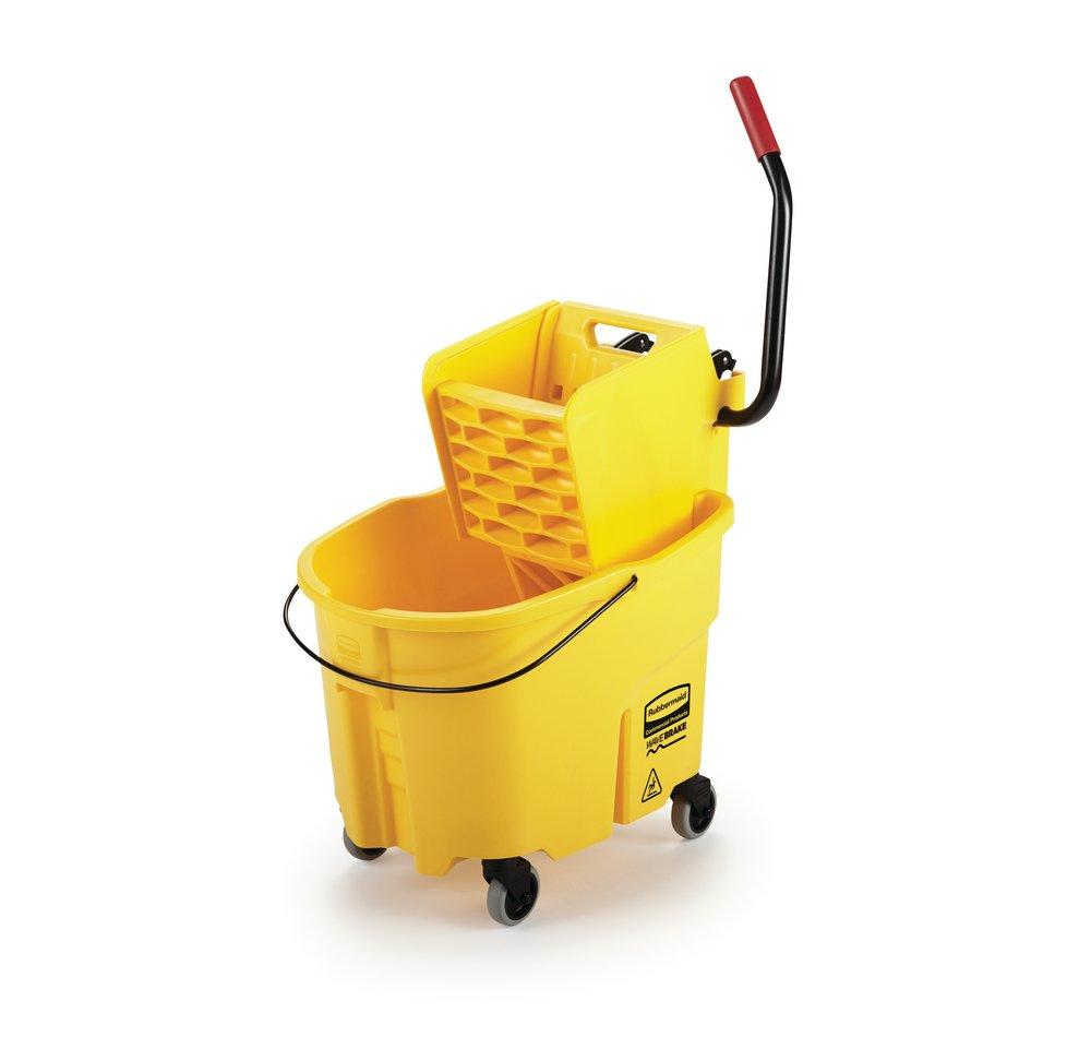 Rubbermaid Yellow Wringer with 35 qt Bucket Mop 
