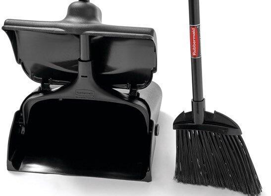 Rubbermaid Black 35 in. Polypropylene Bristles Lobby Broom with Wood Handle in Black 