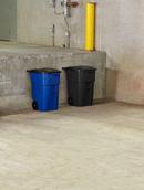 Rubbermaid Blue 50 gal Rollout Container with Lid 