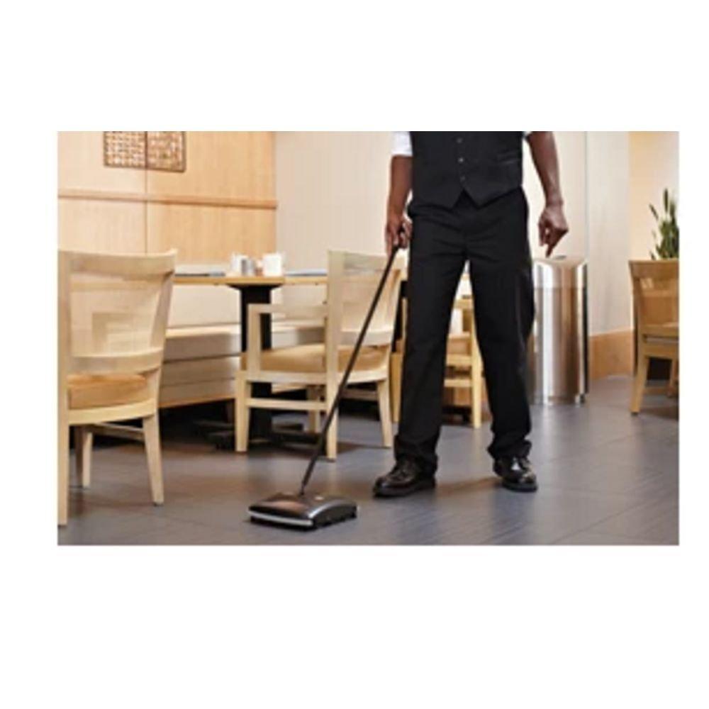 Rubbermaid Black Sweeper 
