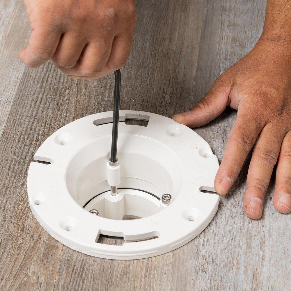 Oatey&reg; White 4 in. PVC Cast Iron Closet Flange Repair 