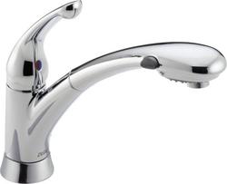 Single Handle Pull Out Kitchen Faucet in Chrome