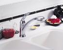 Delta Faucet Polished Chrome Single Handle Pull Out Kitchen Faucet 