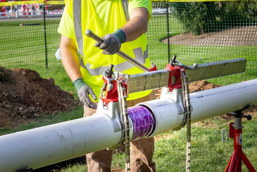 REED 4 - 12 in. Pipe Joiner 