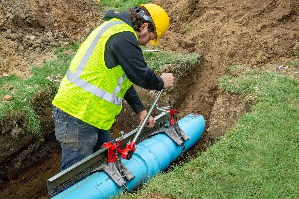 REED 4 - 12 in. Pipe Joiner 