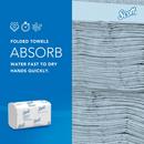 Scott&reg; White 175-Count ScottFold Multi-Fold  PaperTowel in White (Case of 25) 