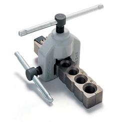3/8 - 5/8 in. Hammer Flaring Tool