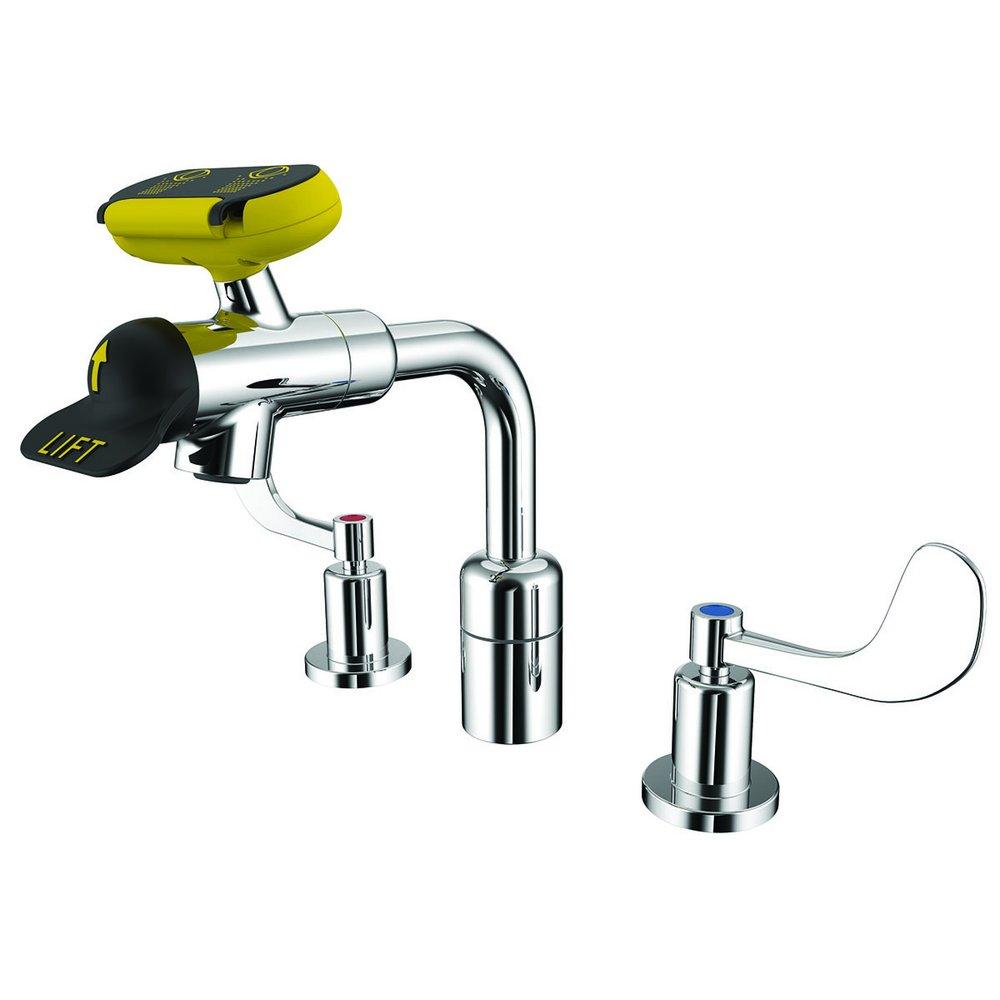 Speakman Polished Chrome Faucet with 8 in. Widespread 