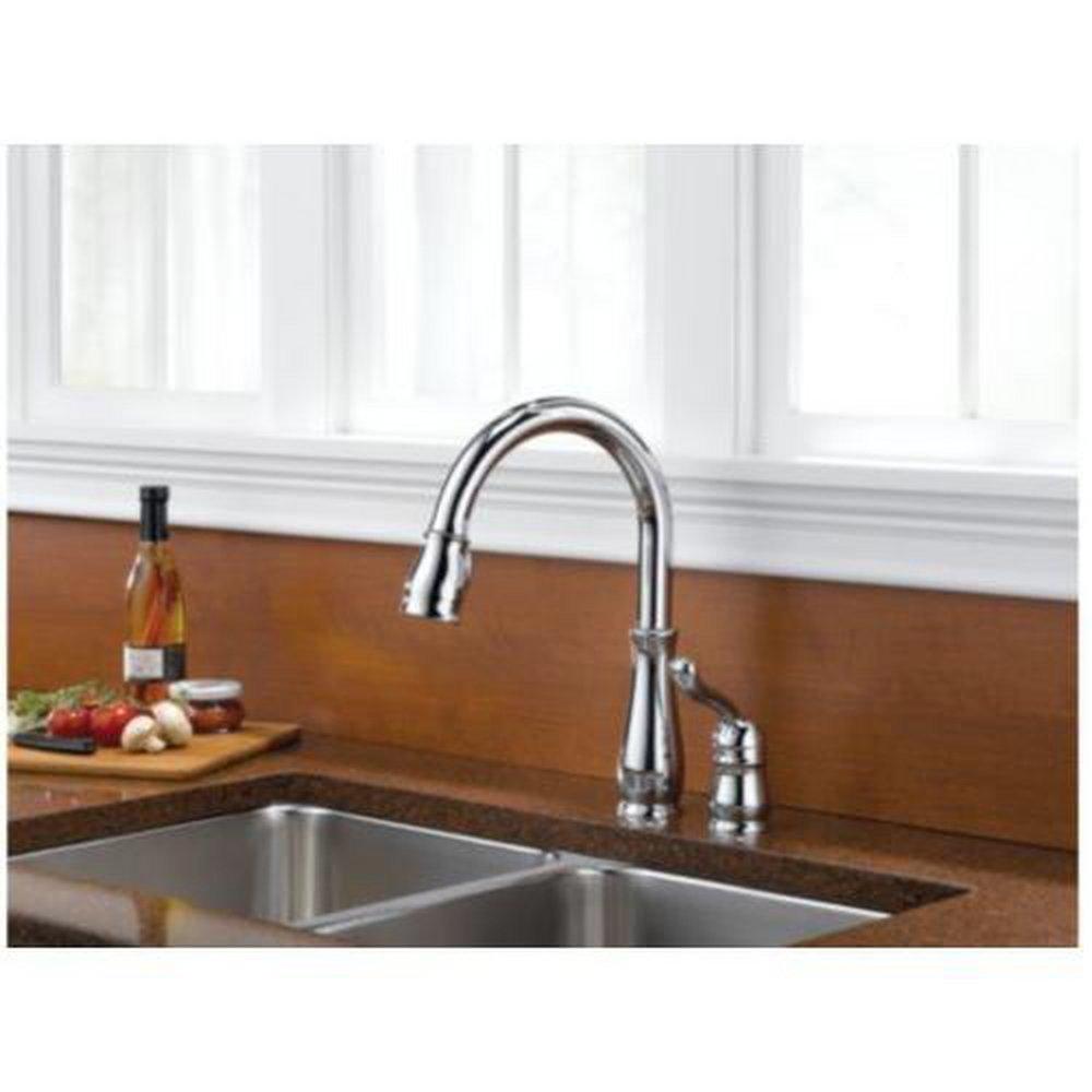 Delta Faucet Chrome Single Handle Pull Down Kitchen Faucet 