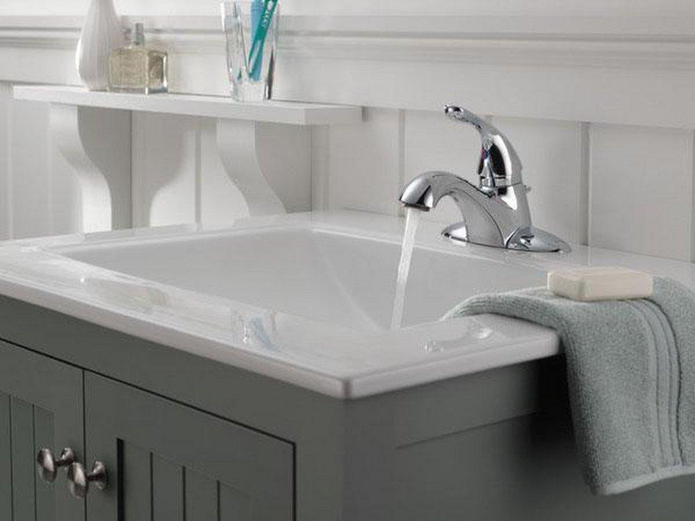 Delta Faucet Chrome Single Handle Centerset Bathroom Sink Faucet with Pop-Up Drain Assembly 