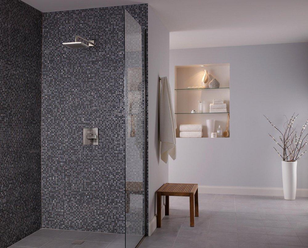 Delta Faucet Brilliance&reg; Stainless Single Function Full Body Showerhead 