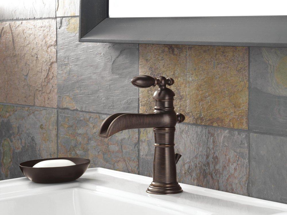 Delta Faucet Venetian Bronze Single Handle Centerset Bathroom Sink Faucet 