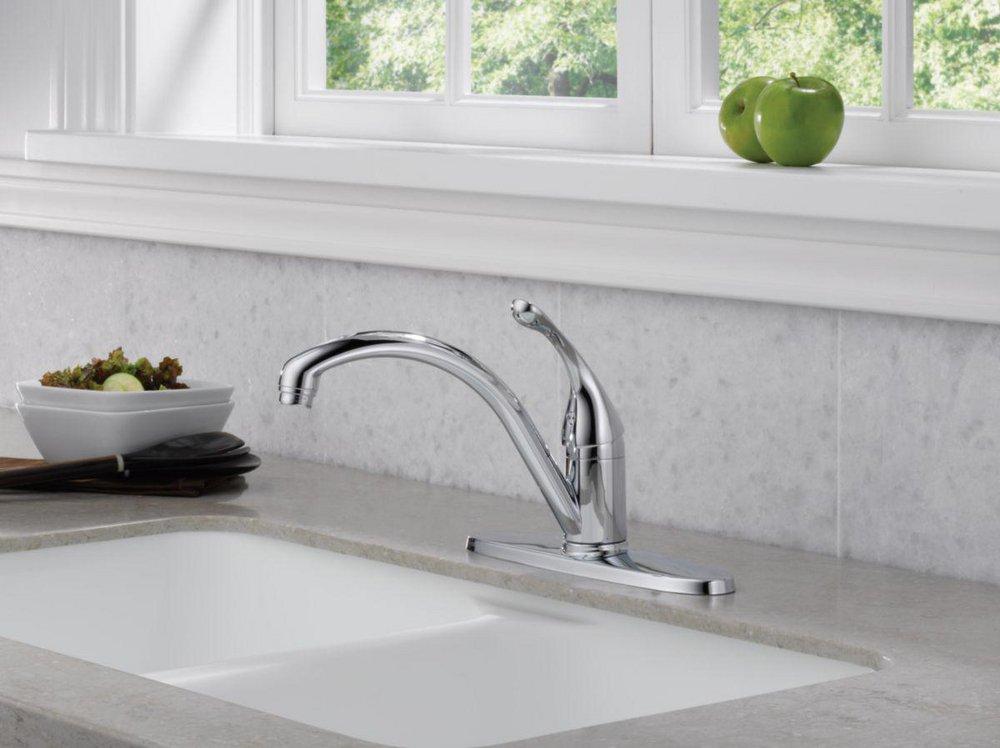 Delta Faucet Brilliance Stainless Single Handle Kitchen Faucet 