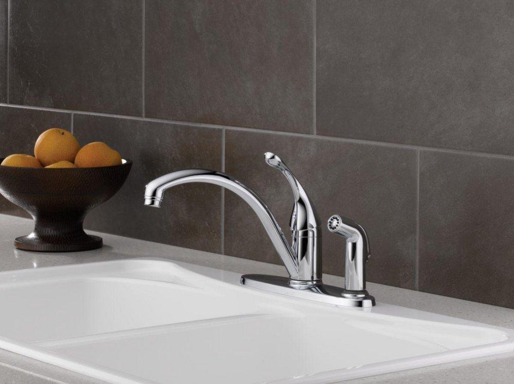Delta Faucet Brilliance Stainless Single Handle Kitchen Faucet 