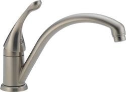 Single Handle Kitchen Faucet in Brilliance&reg; Stainless