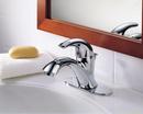 Delta Faucet Chrome Single Handle Centerset Bathroom Sink Faucet 