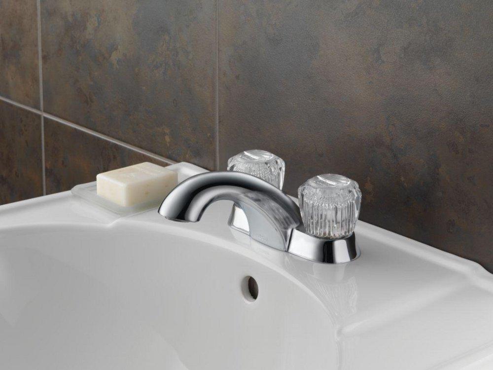 Delta Faucet Chrome Two Handle Centerset Bathroom Sink Faucet 