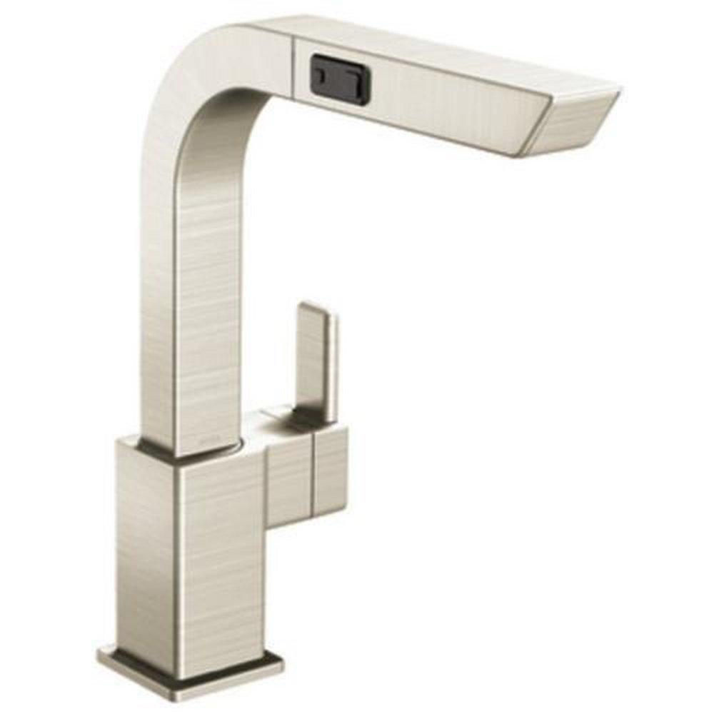 Moen Classic Stainless Single Handle Pull Out Kitchen Faucet 