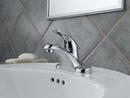 Delta Faucet Chrome Single Handle Centerset Bathroom Sink Faucet 