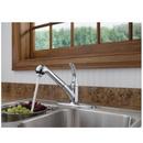 Delta Faucet Chrome Single Handle Pull Out Centerset Kitchen Faucet 