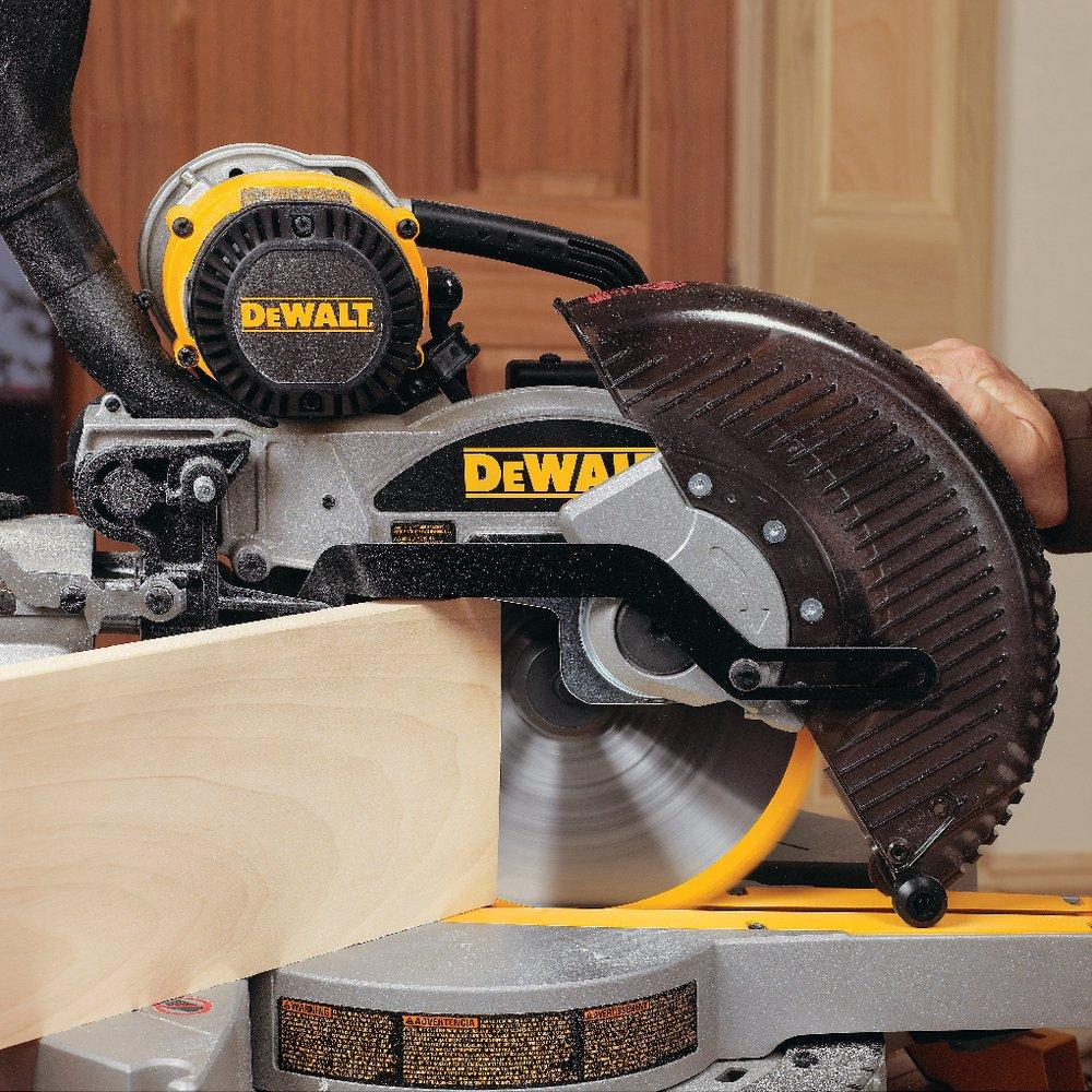 DEWALT Double-Bevel Sliding Compound Miter 