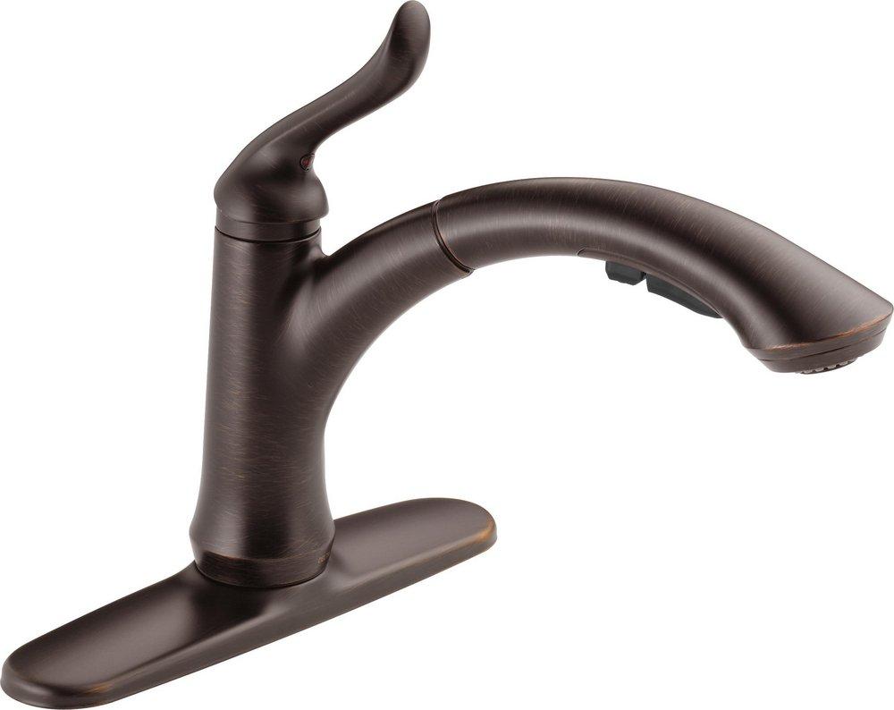 Delta Faucet Venetian&reg; Bronze Single Handle Pull Out Kitchen Faucet 
