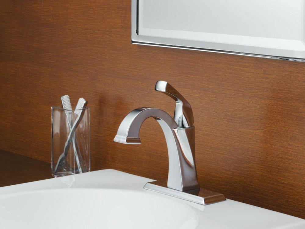 Delta Faucet Brilliance Stainless Single Handle Centerset Bathroom Sink Faucet with Pop-Up Drain Assembly 