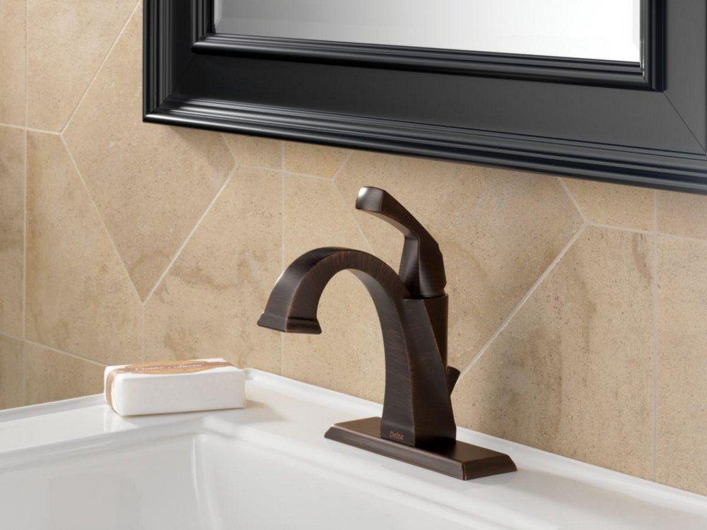 Delta Faucet Venetian Bronze Single Handle Centerset Bathroom Sink Faucet with Pop-Up Drain Assembly 