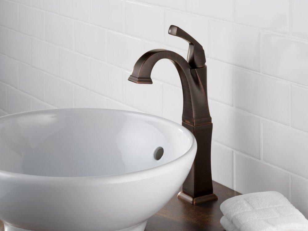 Delta Faucet Chrome Single Handle Vessel Filler Bathroom Sink Faucet 