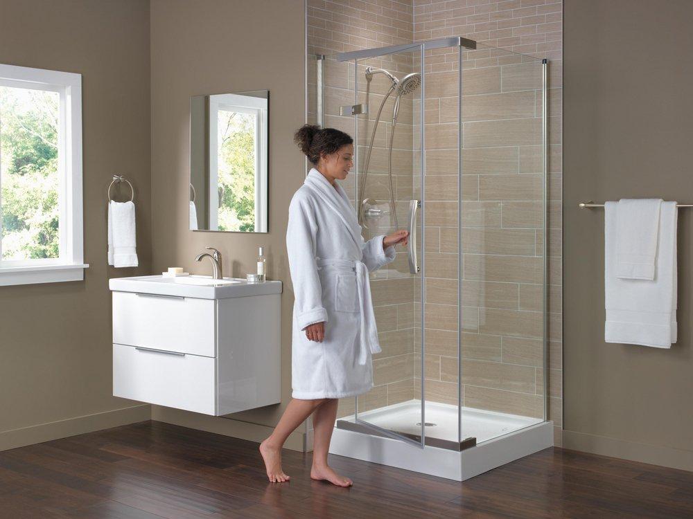 Delta Faucet Brilliance Stainless Single Handle Centerset Bathroom Sink Faucet with Pop-Up Drain Assembly 