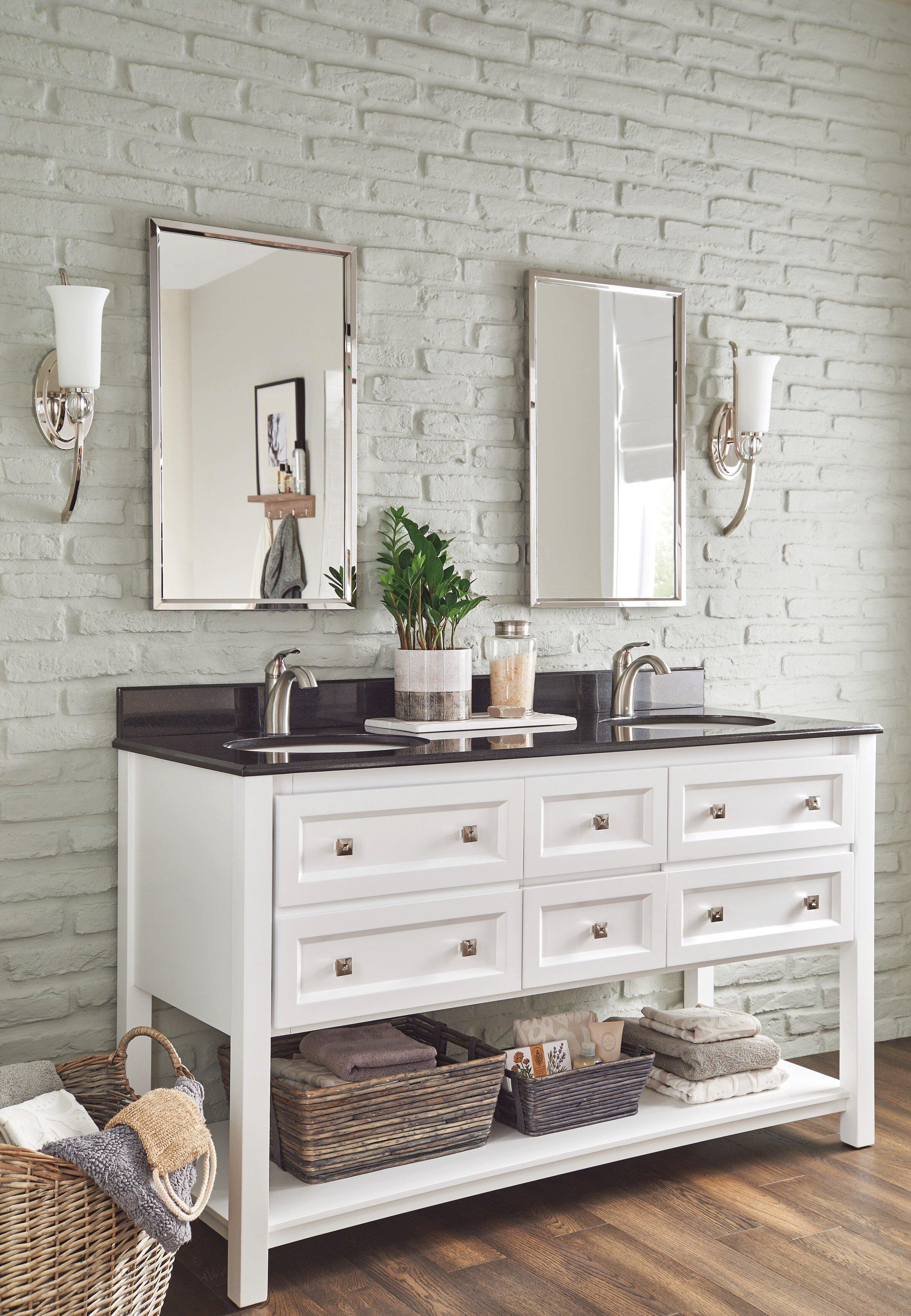 Delta Faucet Brilliance Stainless Single Handle Centerset Bathroom Sink Faucet 